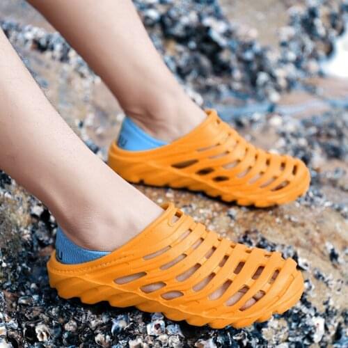 2019 Comfortable New Summer Sandals Men Casual Shoes sandal Flats Breathable Beach Slippers Male Casual Water Shower Slippers