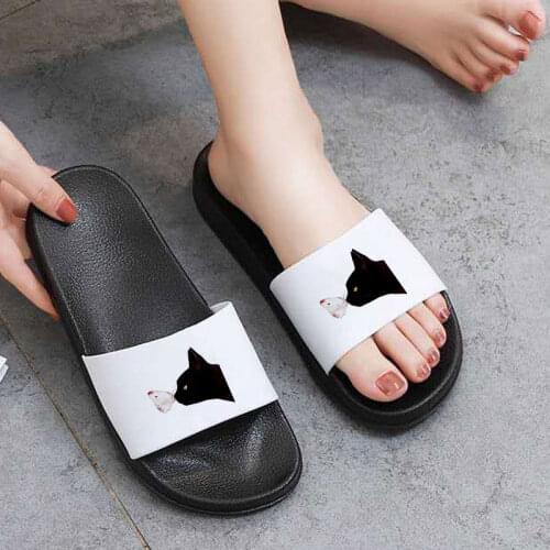 Black cat and butterfly Women slipper cartoon Graphics Summer Indoor Slippers Floor Flat Shoes Flip Flops Female Bathroom Slides