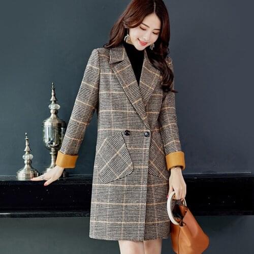 Winter women new Korean version large size plaid woolen coat female Slim thin Medium length double double-breasted woolen coat