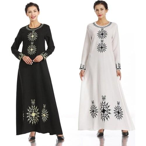 Modest Fashion Embroidery Vestidos Embroidered Large Swing Slim National Style Muslim Dress Dress Dress Long Skirt 7729