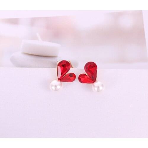 South Korea high quality crystal heart pearl earrings personality simple wild girl ear jewelry