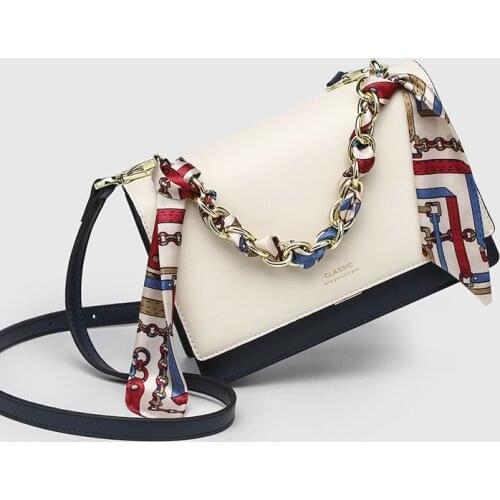 2021 New Womens Bag Diagonal Shoulder, Hand-held Chain, Four Seasons Versatile Leather Ladys Bag Silk Scarf Diagonal Cross Bag