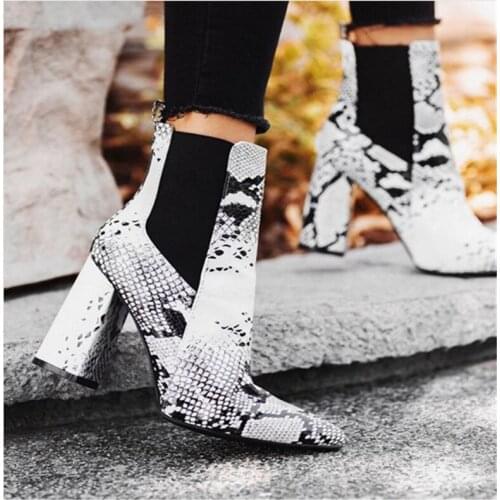 HOT Print Snake Pu Women Ankle Boots Zip Pointed Toe Footwear Thick High Heels Female Boot Shoes Women 2020 snakeskin Bootie
