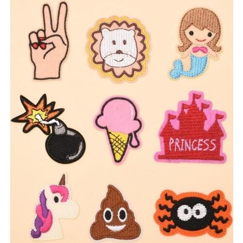 50pcs/Lot Embroidery Letters Clothing Decoration Accessories \weird Stuff Diy Iron Heat Transfer Applique Cute Patch