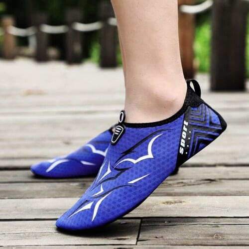 2021 new wading shoes mens beach swimming shoes professional non-slip outdoor casual shoes high-quality sandals