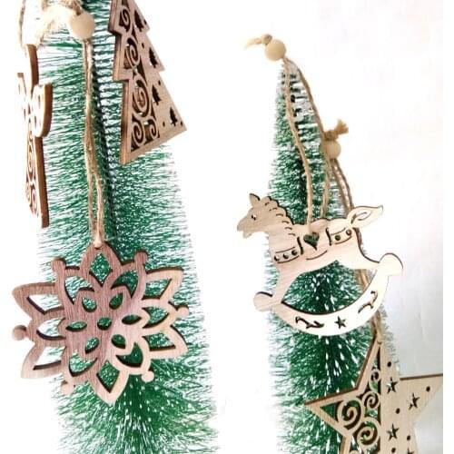 6PCS about 7cm Christmas Wooden Ornaments Unfinished Wood Pieces with Holes for Christmas Ornaments Hanging Decorations