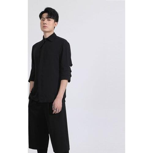 Summer Dark Department of Personality Holes in the three-dimensional cut stitching slim short-sleeved shirt man