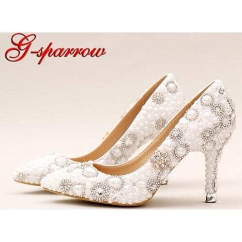 Gorgeous Design White Pearl Wedding Shoes Pointed Toe Bridal Dress Shoes Beautiful Women Prom Party Pumps with Rhinestone
