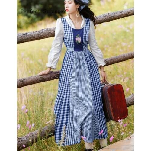 High Quality Princess Style 2020 Spring New Arrival V Collar Long Sleeve Plaid Flower Embroidery Woman Long Cotton Dress