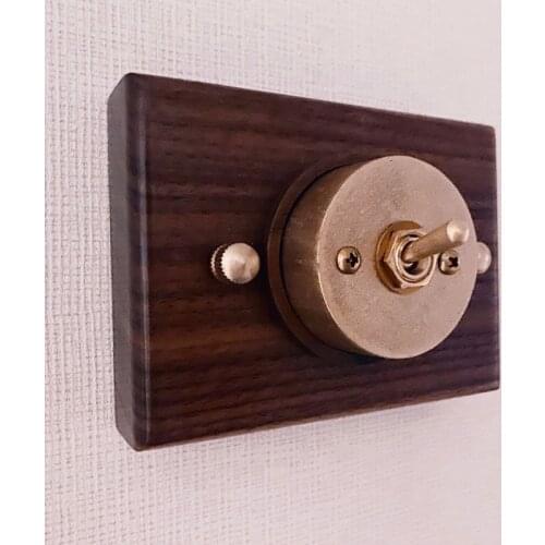 2pcs High Quality Cast Copper Cover Concealed Install 2 Way Brass Lever Toggle Switch Home Improvement Wall Light Switch 10A