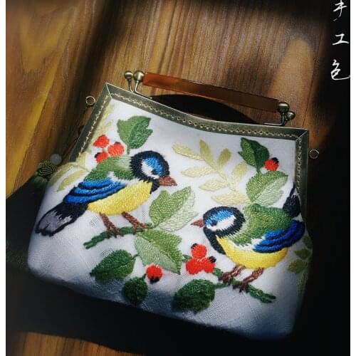 Embroidery Coin Purse Embroidery Handmade DIY Kiss Lock Coin Purse for Women Embroidery Supplies Women Totes