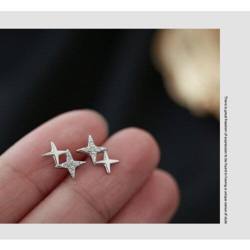 New Fashion Silver Color Statement Mini Four Pointed Star Stud Earrings For Women Elegant Cute Wedding Piercing Jewelry Broncos