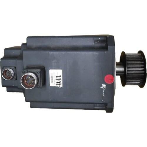S-GK6103-8AC61-JE-b-Z9 G Golden Age Servo Motor S-GK6103-8AC61-JE-b Z9 G Used