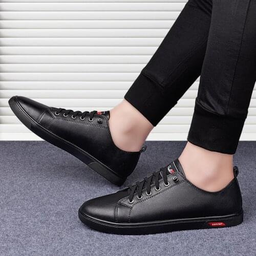 2021 New Mens Casual Shoes Little White Shoes Men Fashion Shoes Sport Men Shoes Low Top Soft Casual Sneakers Size 44