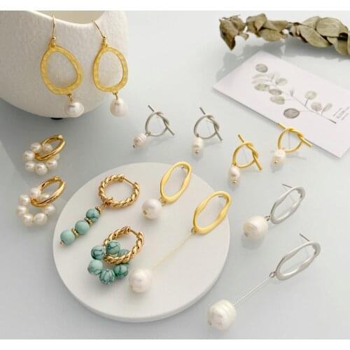 Elegant Irregular Freshwater Pearl Hoop Earrings For Women Girls Semi-Precious Stone Beads Earrings Party Jewelry gifts