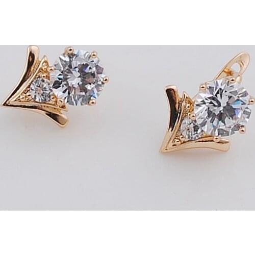 New Ear Needle Crawler Hook Earrings for Women Surround Auricle Diagonal Stud Copper Inlaid Zircon Piercing Earrings