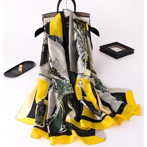 Fashion Sunscreen Long Shawls And Wrpas Lady Neck Scarves Brand Designer New Carriage Silk Scarf Woman Foulard 180X90CM Bandana