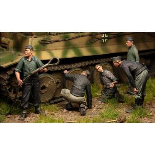 New Unassembled 1/35 Panzer Crewman standing include 5 Resin Kit DIY Toys Unpainted resin model