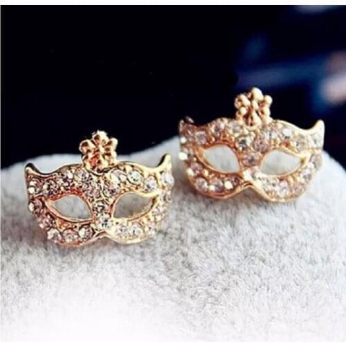 New earrings full rhinestones magic mask stud earrings e stylish earrings for women girl wholesale