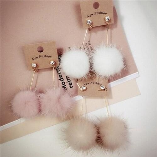 1Sets Cute Rabbit Fur Ball Drop Earrings Crystal Ear for Women Unique Soft Dangle Earring Jewelry Winter Gift Fashion Earrings