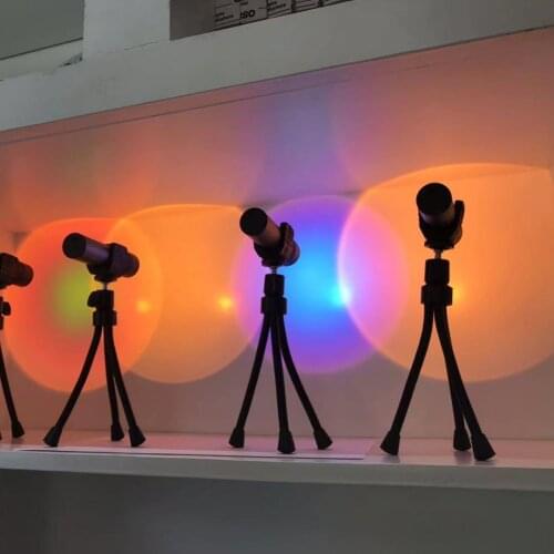 Sunset Projector Lamp Portable Rainbow Atmosphere Night Light Flashlight Bedroom Sunset Rainbow Projection Lamp