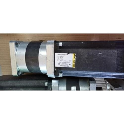 SER31122/4L5SSOTC servo motor , used ,90% appearence new , 3 months warranty ,free shipping
