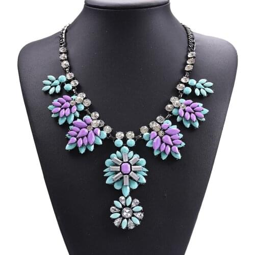Fashion Acrylic Flowers Statement Choker Necklace Women Bohemian Ethnic Tribal Pendants Necklaces Femme Jewelry Vintage Necklace