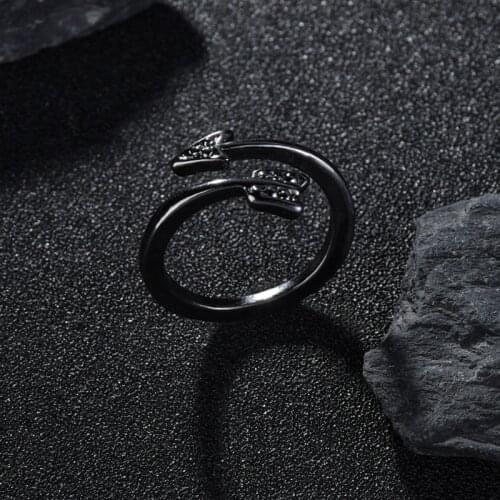Exaggerated Vintage Personality Black Color Arrow Feather Rings For Men Women Punk Antique Open Rings Statement Jewelry