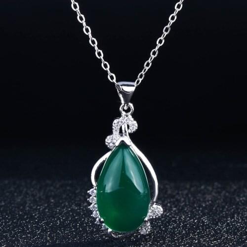 QTT Womens 925 Sterling Silver Vintage Green Crystal Pendant Necklace Trend Luxury Emerald Choker Party Wedding Jewelry