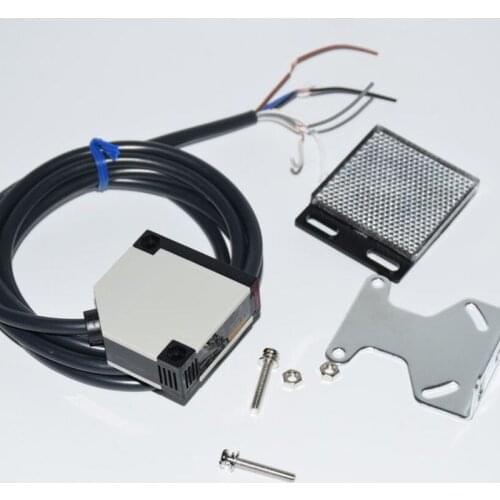 E3JK-R4M1 Omron New Photoelectric Switch Sensor Adjustable AC/DC Reflective Photocell