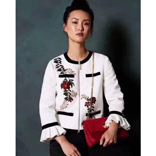UK Designer Floral Embroidery Flare Sleeve Boxy Jacket Elegant Classic OL Contrast Two Tone Rose Leaves Zip-Up Cropped Outwear