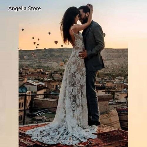 Full Lace Beach Wedding Dresses Bohemia Bridal Gowns 2021 Sexy Backless Spaghetti Straps Beige And Ivory Long Boho Bride Dress