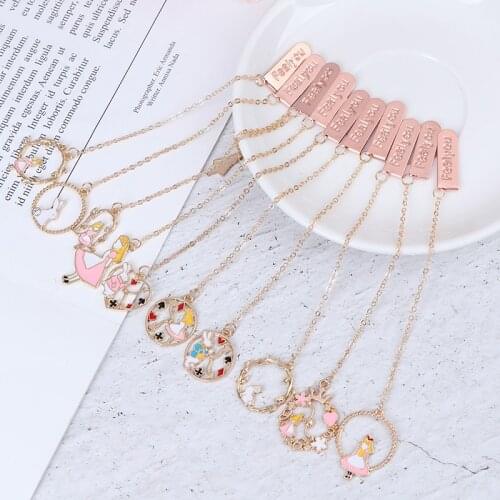 1PC Cute Rabbit Bookmarks Kawaii Pendant Book Markers Metal Bookmarks for Books School Office Supplies Creative Gifts Stationery