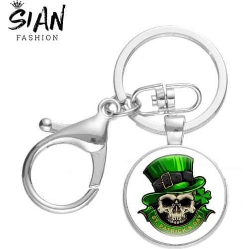 New Trendy Cartoon Soldier Skull Pendant Keychain Funny Cool Glass Dome Metal Keyring Clasp Buckle for Unisex Jewelry Gifts