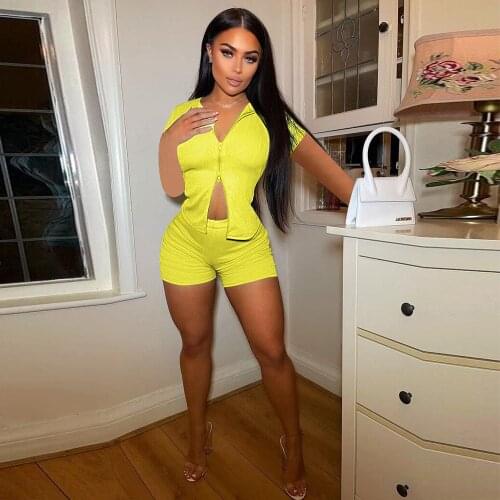 2021 High Quality New Design 2 pcs Women Set Solid O-neck Short Sleeve Tops and Shorts Summer Casual Outfits