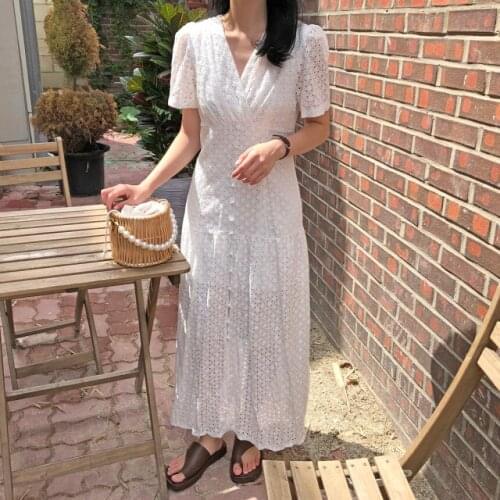 2021 Lace Hollow Out White Embroidered Flower Dress Womens Fashion French Elegant High Waist V-Neck Dress Vestidos