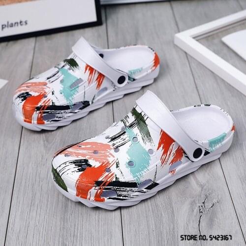 New Fashion Clogs Men Women Summer Aqua Slippers Soft Bottom Beach Sandals Breathable Ankle-Wrap Eva Shoes