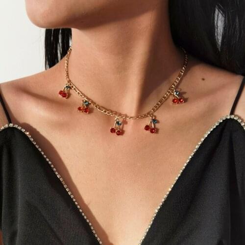 Fashion Simple Temperament Red Small Cherry Pendant Necklace Womens Sweet And Romantic Clavicle Necklaces Lover Jewelry Gift