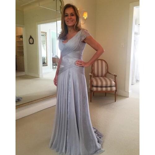 Backless Mother Of The Bride Dresses A-line V-neck Cap Sleeves Lace Long Groom Mother Dresses For Weddings