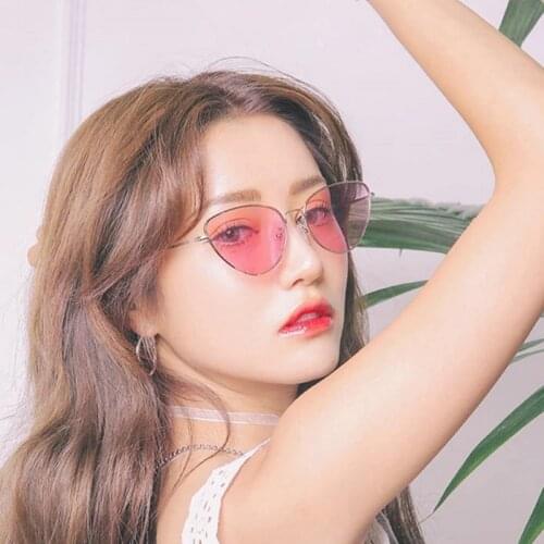 Sexy little retro cat eye sunglasses ladies retro red black sunglasses female ladies sunglasses 2018 retro glasses flat glasses