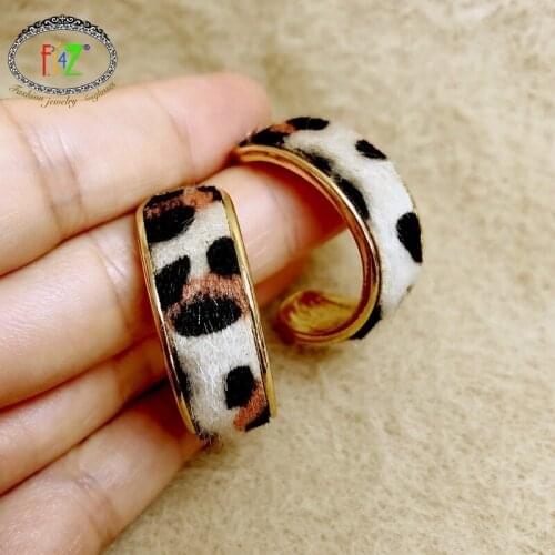 F.J4Z 2021 Trend Earrings for Women Bohemian Leopard C Hoop Earrings Leather Top Lady Star Show Earring gifts Jewelry Dropship