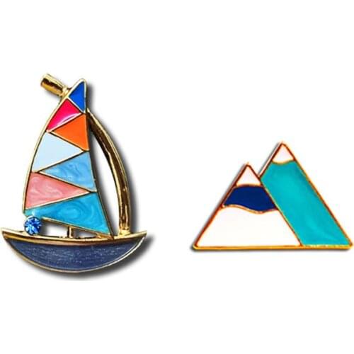 2pcs/set Ocean Series Brooches Metal Lapel Pins Charming Snow Mountains Boat Shape Badges Clothing Backpack Decor Gifts