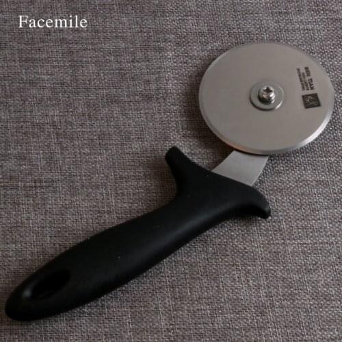 New Stainless Steel Wheel Pizza Cutter Round Pastry Pasta Dough Cake Knife Kitchen Accessories Bakeware Baking Tools 04042