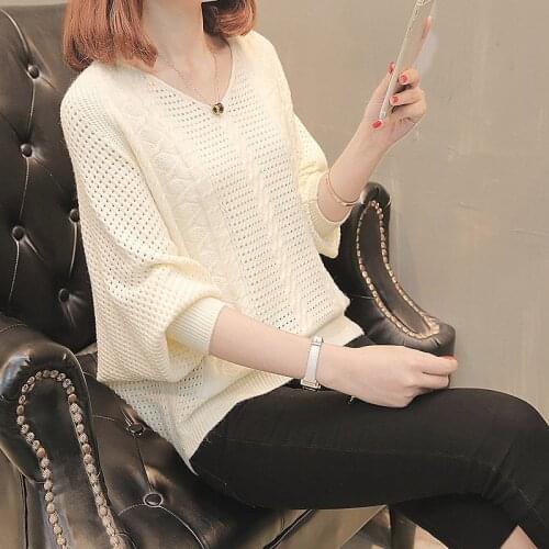 Womens Knitted V Neck Pullover Batwing Sleeve Sweater with Lantern Cuff for Spring Autumn
