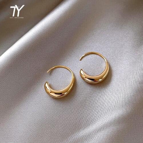Minimalist Metal Gold Retro Small Dangle Earrings For Woman Fashion Korean Jewelry 2020 New Year Party Girls Unusual Earrings