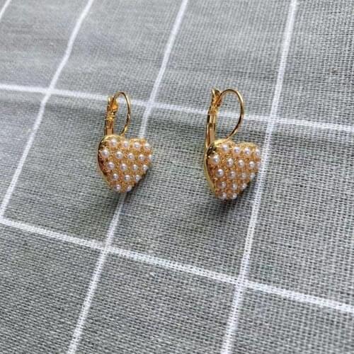 French earrings 2021 new fashion elegant retro temperament high-end feel earrings women love pearl rice bead earrings