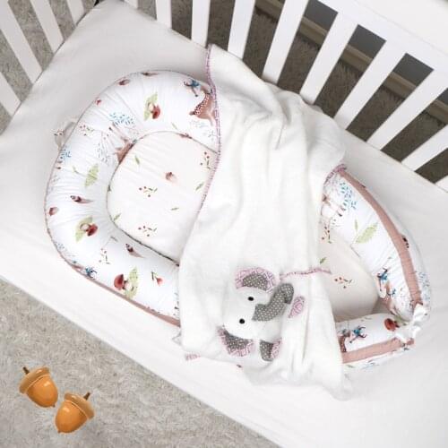 90*50cm Baby Nest Bed with Pillow Portable Crib Travel Bed Infant Toddler Cotton Cradle for Newborn Baby Bed Bassinet Bumper