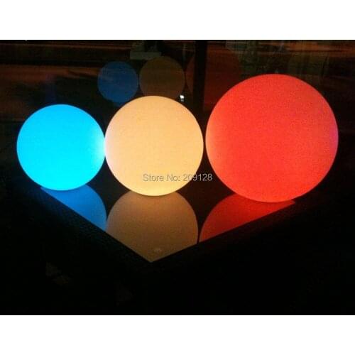 Super waterproof rechargeable garden illuminating led sphere light
