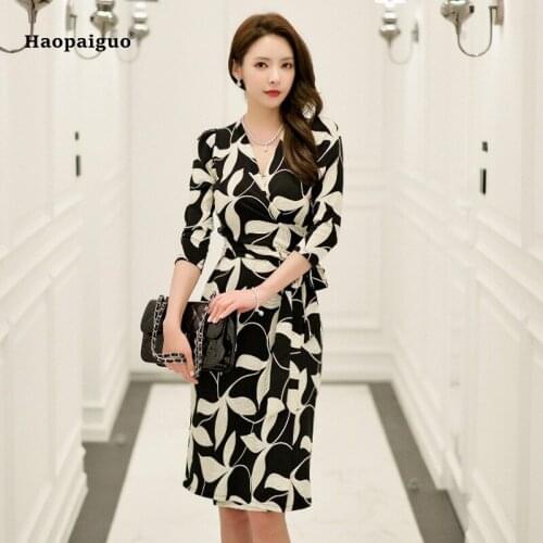 2018 Women Straight Dress Plus Size Autumn Black Print Full Long V-neck Knee-length Casual Floral Dress Office Club Lady Dresses