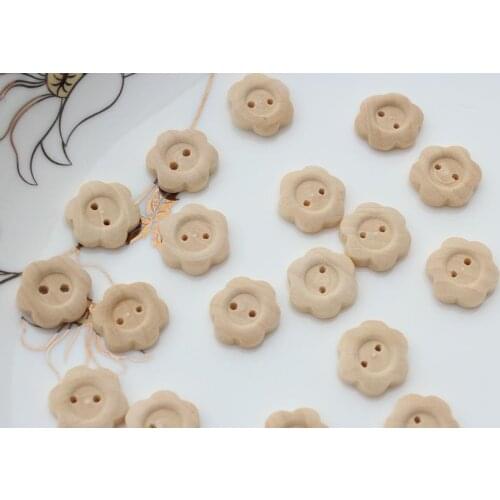 600pcs 2 holes small flower shape wooden buttons cabochon for diy jewelry ,scrapbook,bags,crafts 2 holes unvarnished